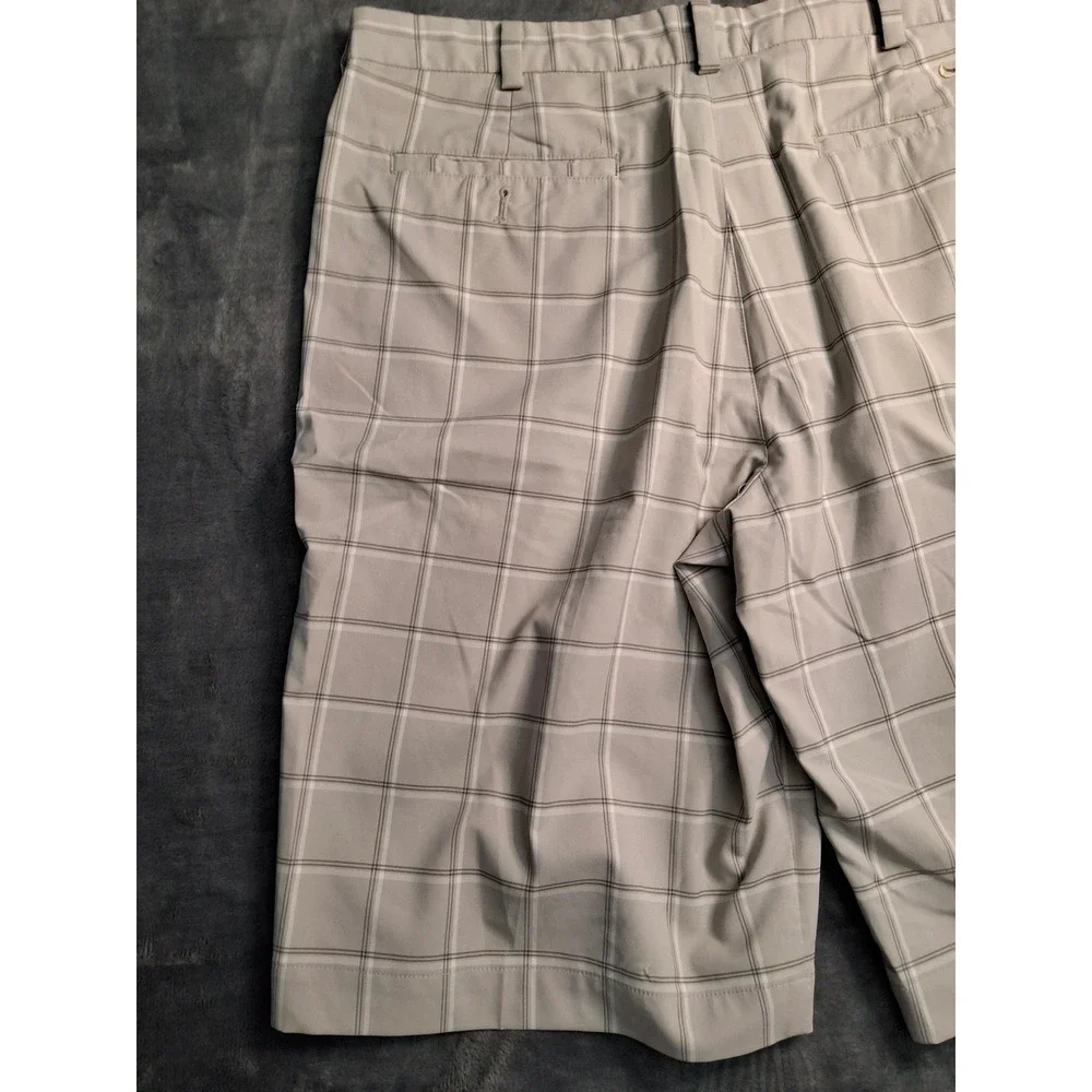 Nike Golf Dri-FIT Mens Grey Plaid Flat Front Performance Shorts‎ Size 36